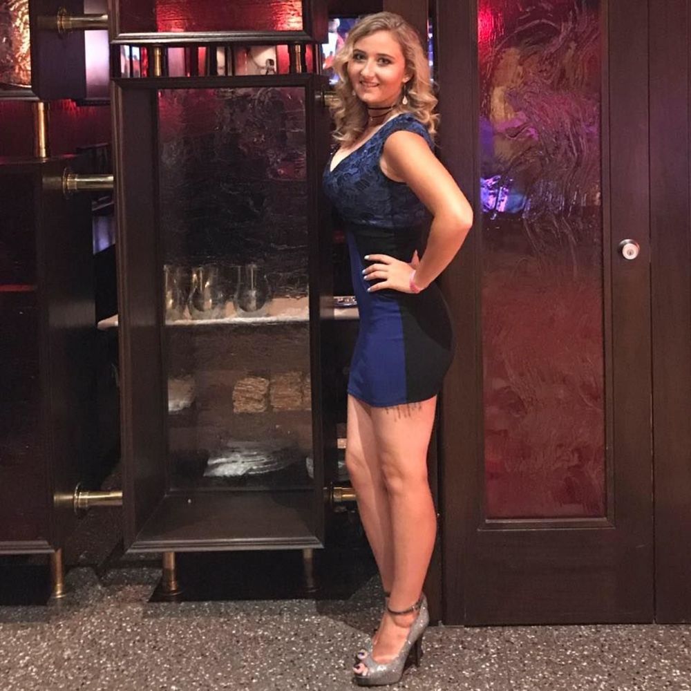 Meet your Posher, Ashley
